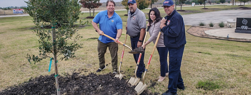 City leaders at the Veteran's Tree Planting Ceremony.