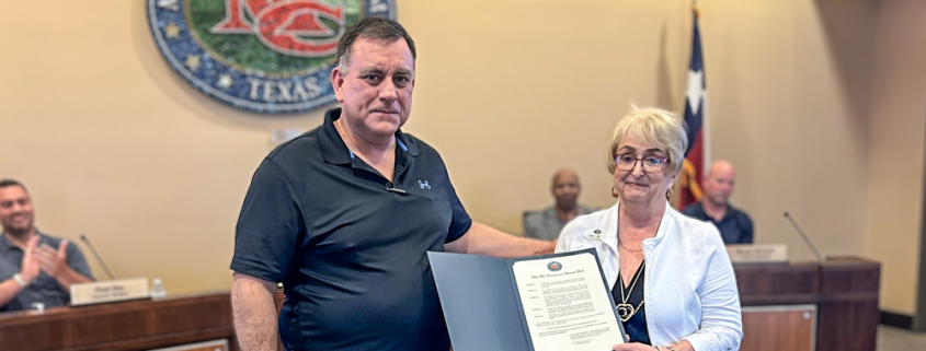Mayor Short presents CAC proclamation